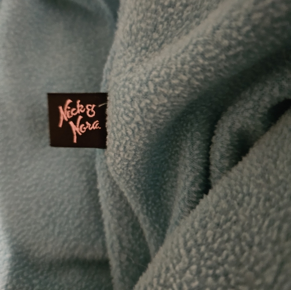 NICK & NORA Retro Shark Onsie Pajamas, Adult- L - Picture 8 of 9